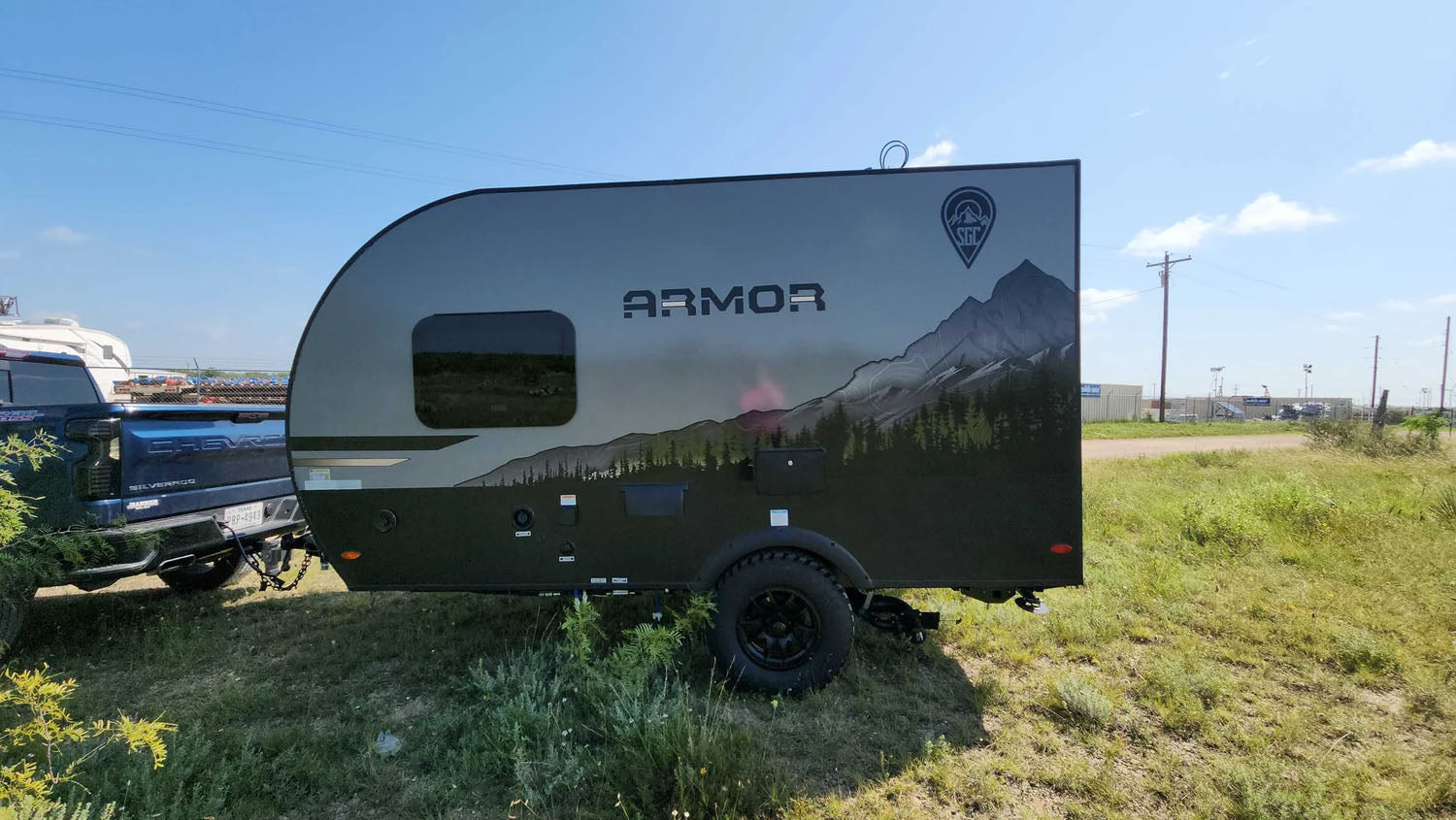 Six Things You Need to Know About the Skinny Guy Armor 15LT Trailer