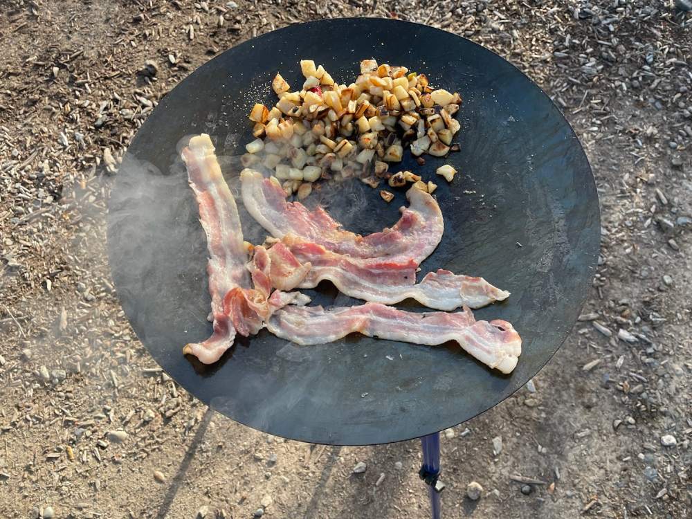 4 Things to Know About the Tembo Tusk Ultimate Skottle Grill Kit