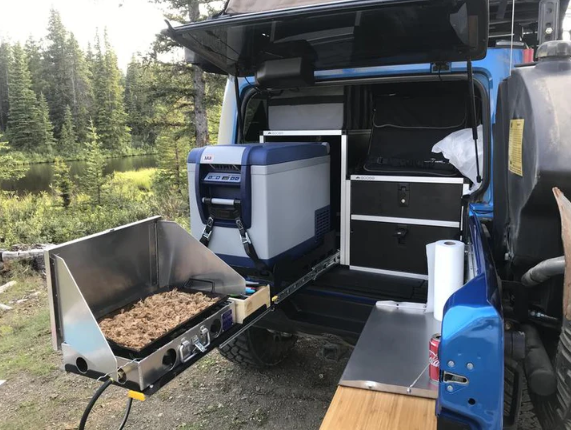 Camp Kitchen & Icebox