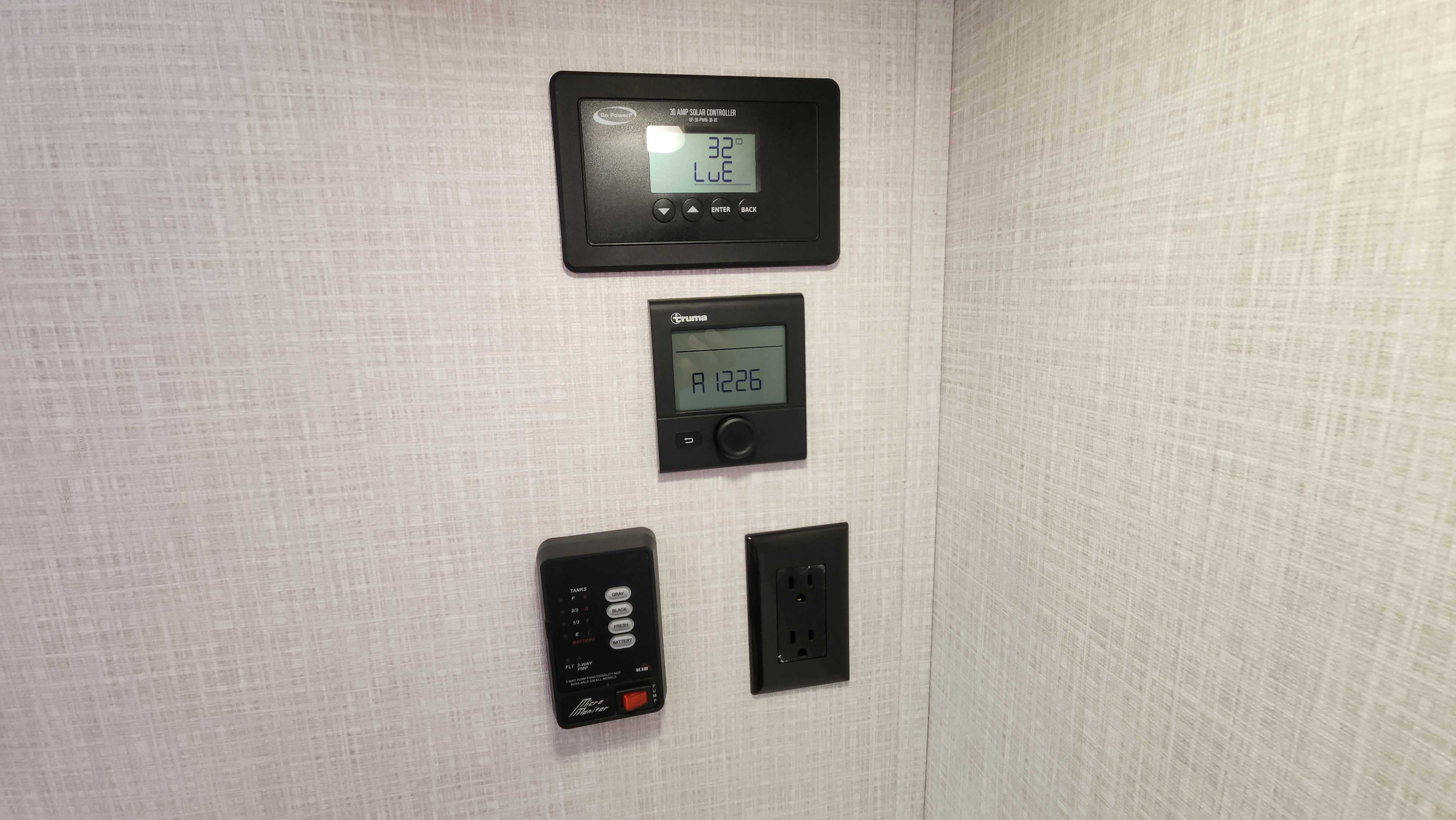 Skinny Guy Armor 15LT Trailer