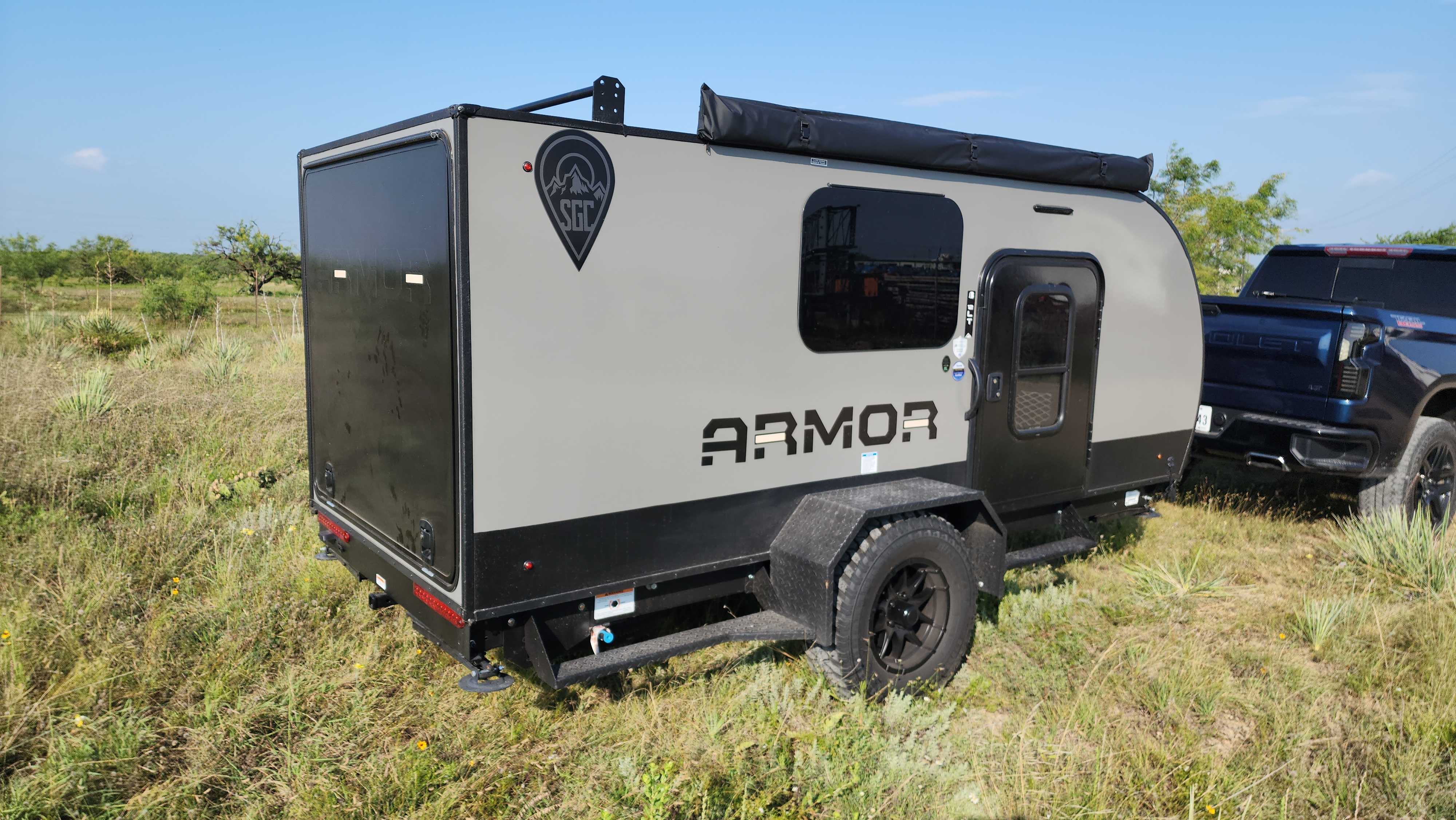 Skinny Guy Armor 12LT Trailer