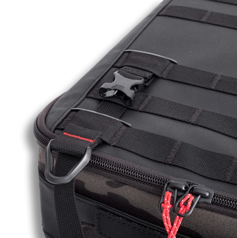 Chameleon™ Carryall