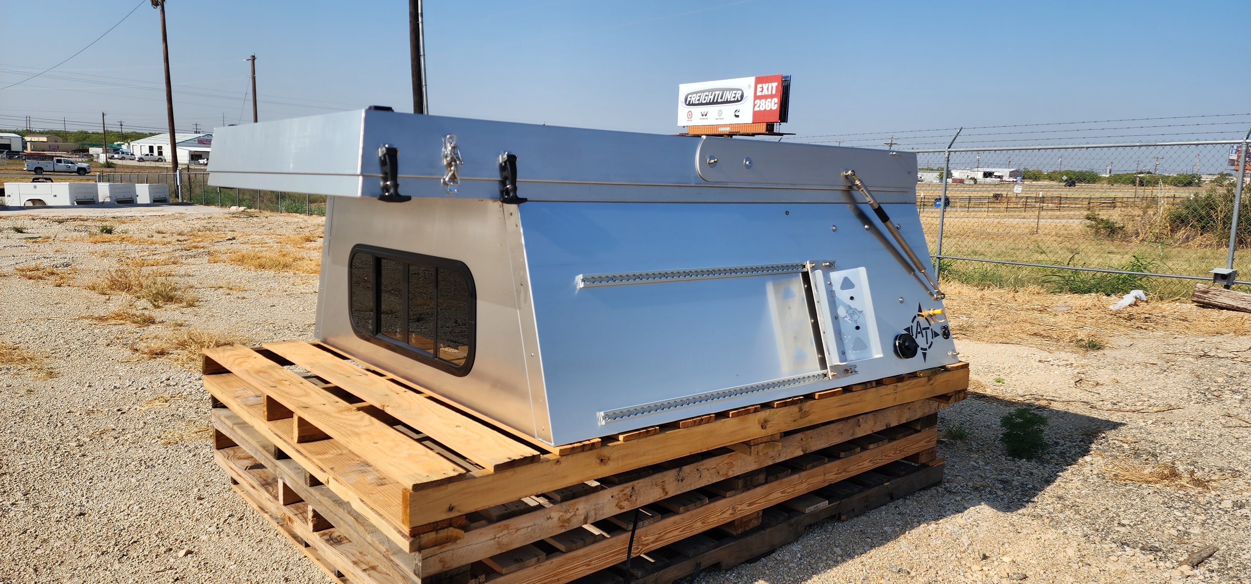 AT Overland Habitat 6.5ft Bed - IN STOCK