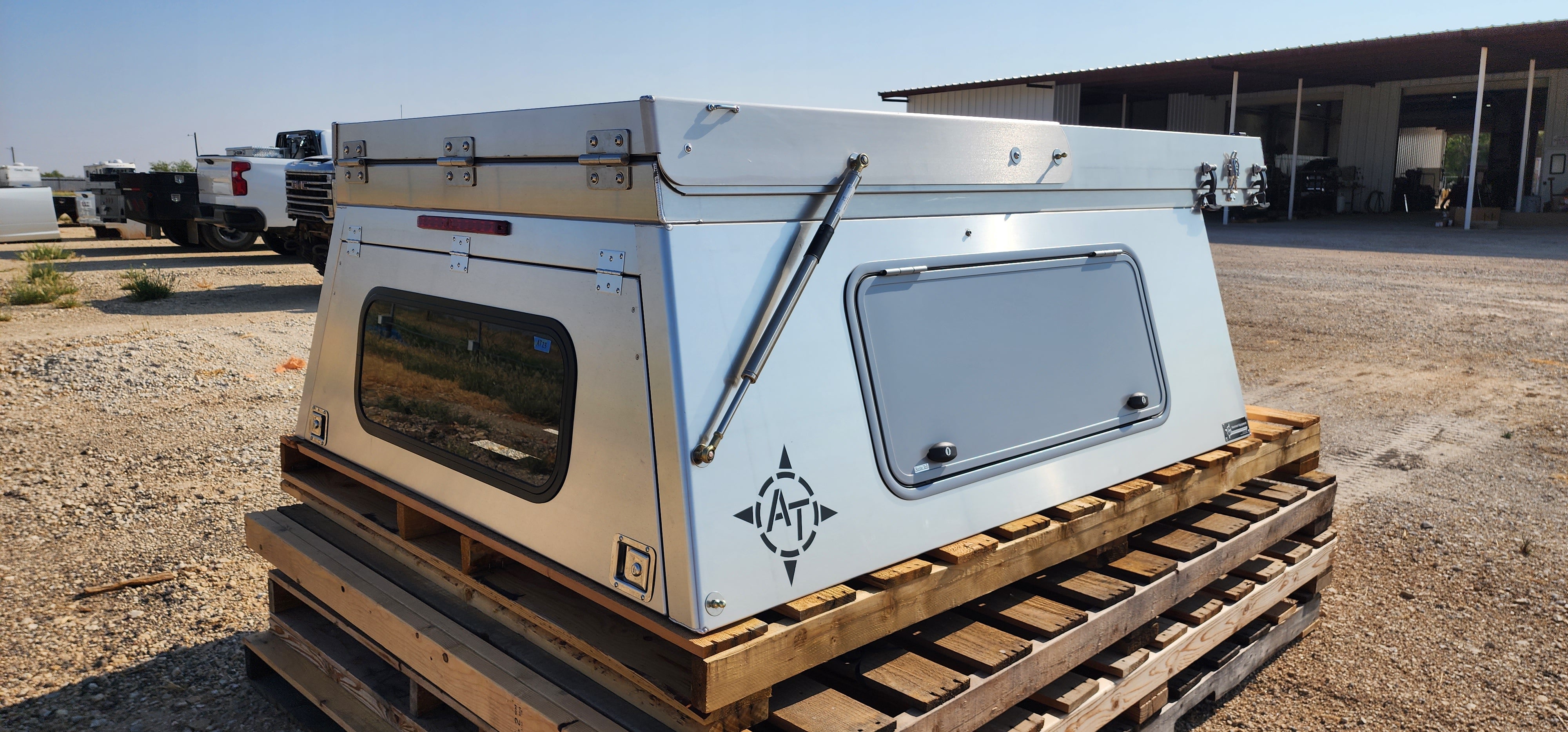 AT Overland Habitat 6.5ft Bed - IN STOCK