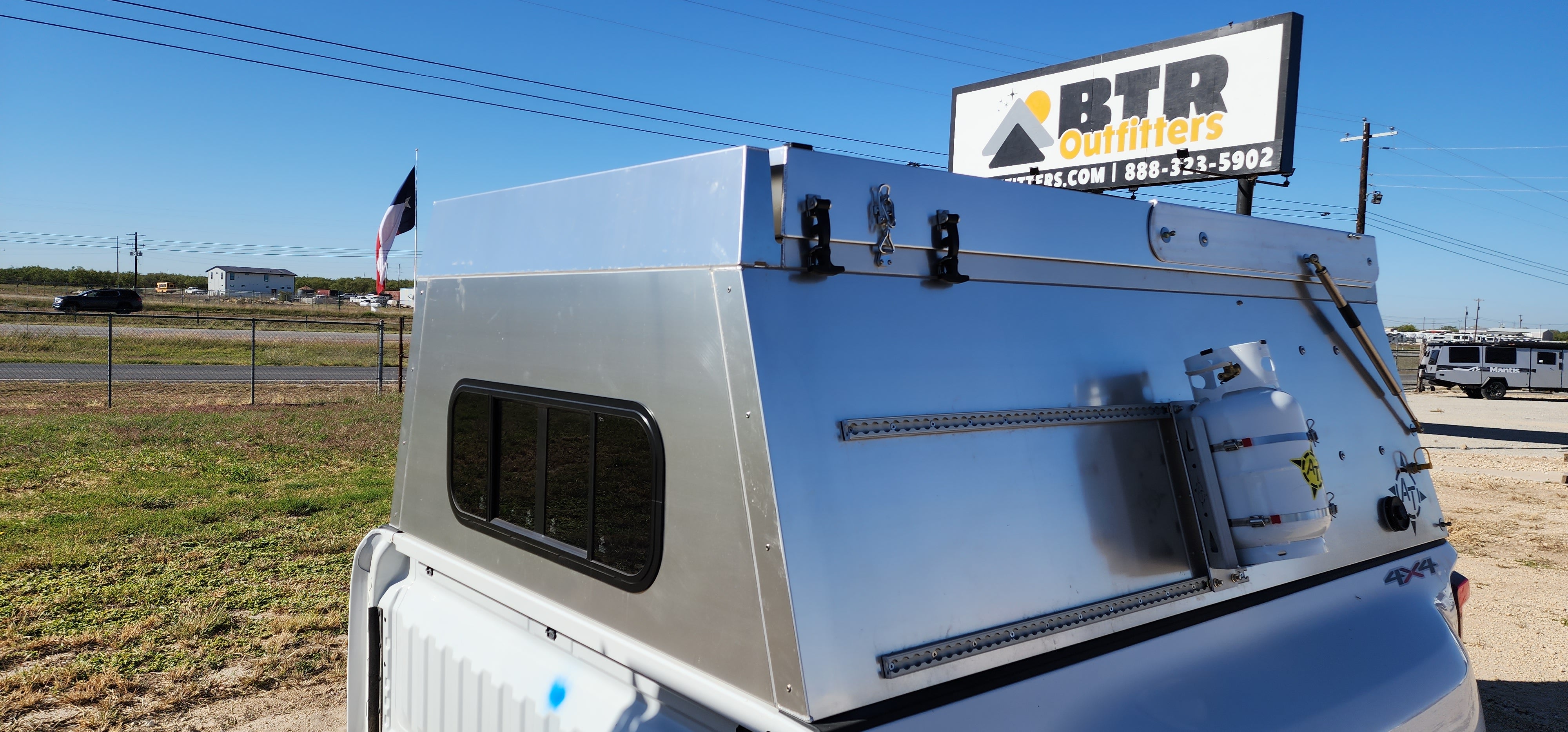 AT Overland Habitat 8ft Bed - IN STOCK