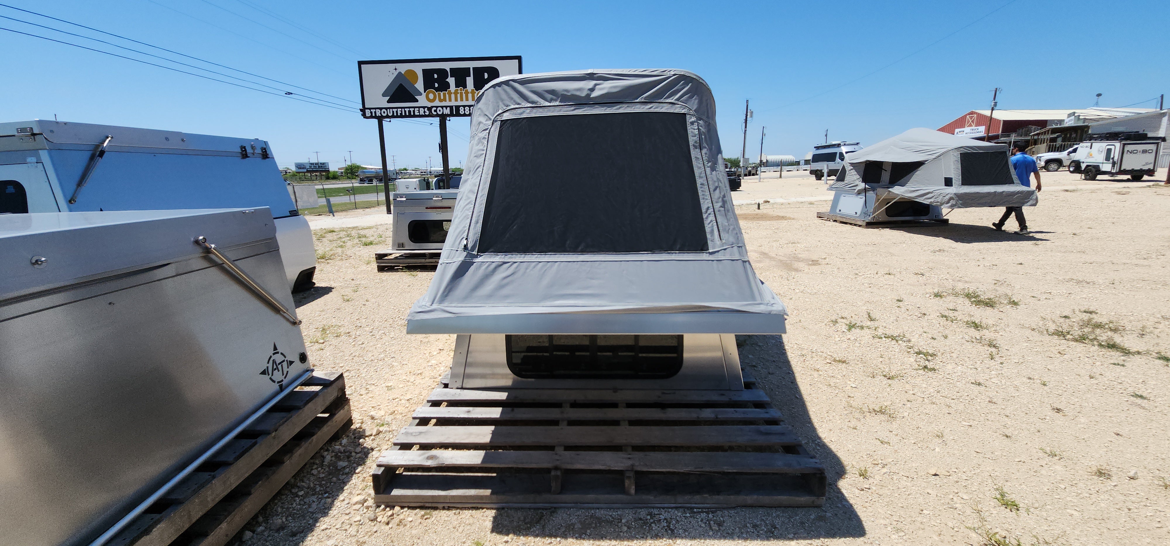 AT Overland Habitat 5ft Bed - SOLD