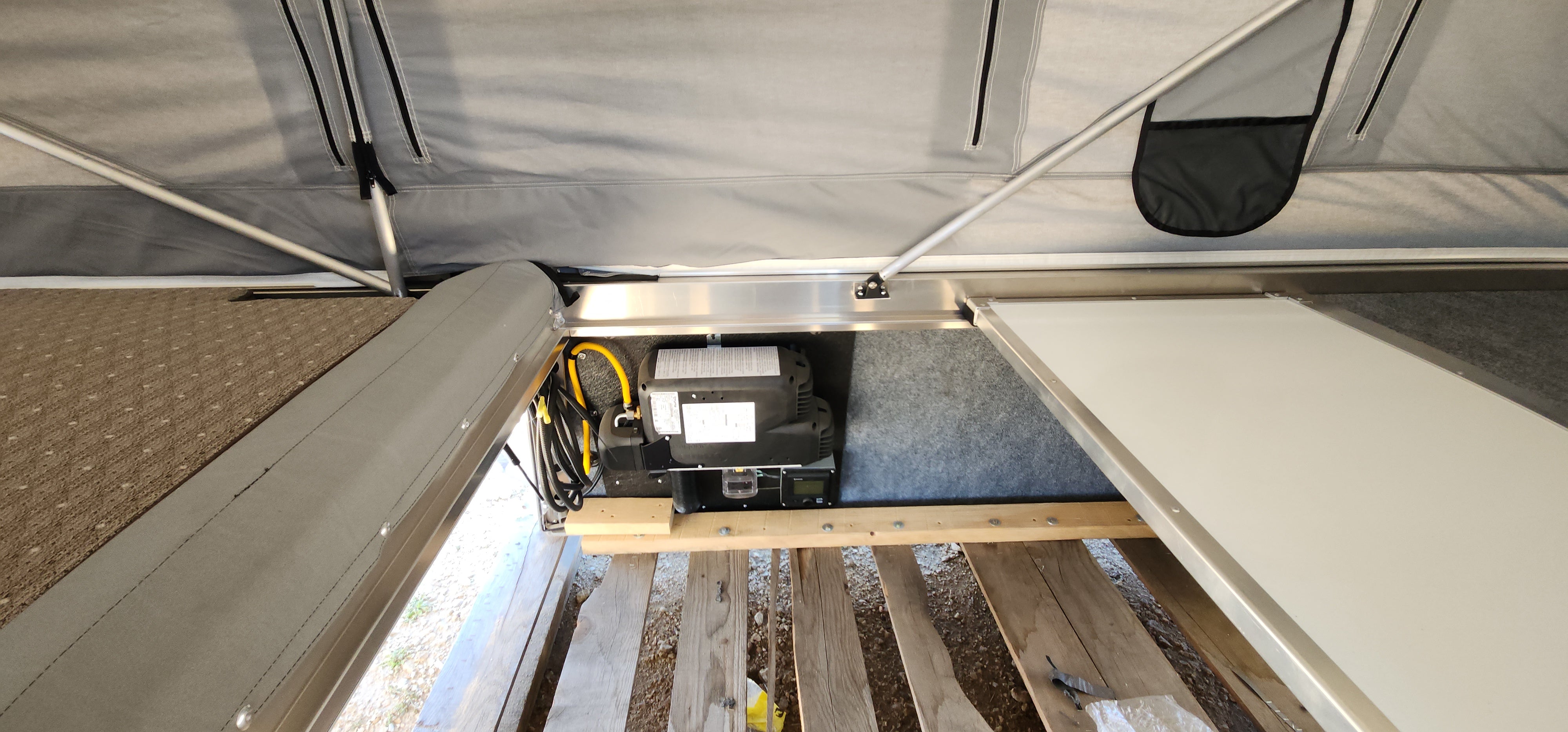 AT Overland Habitat 5ft Bed - SOLD