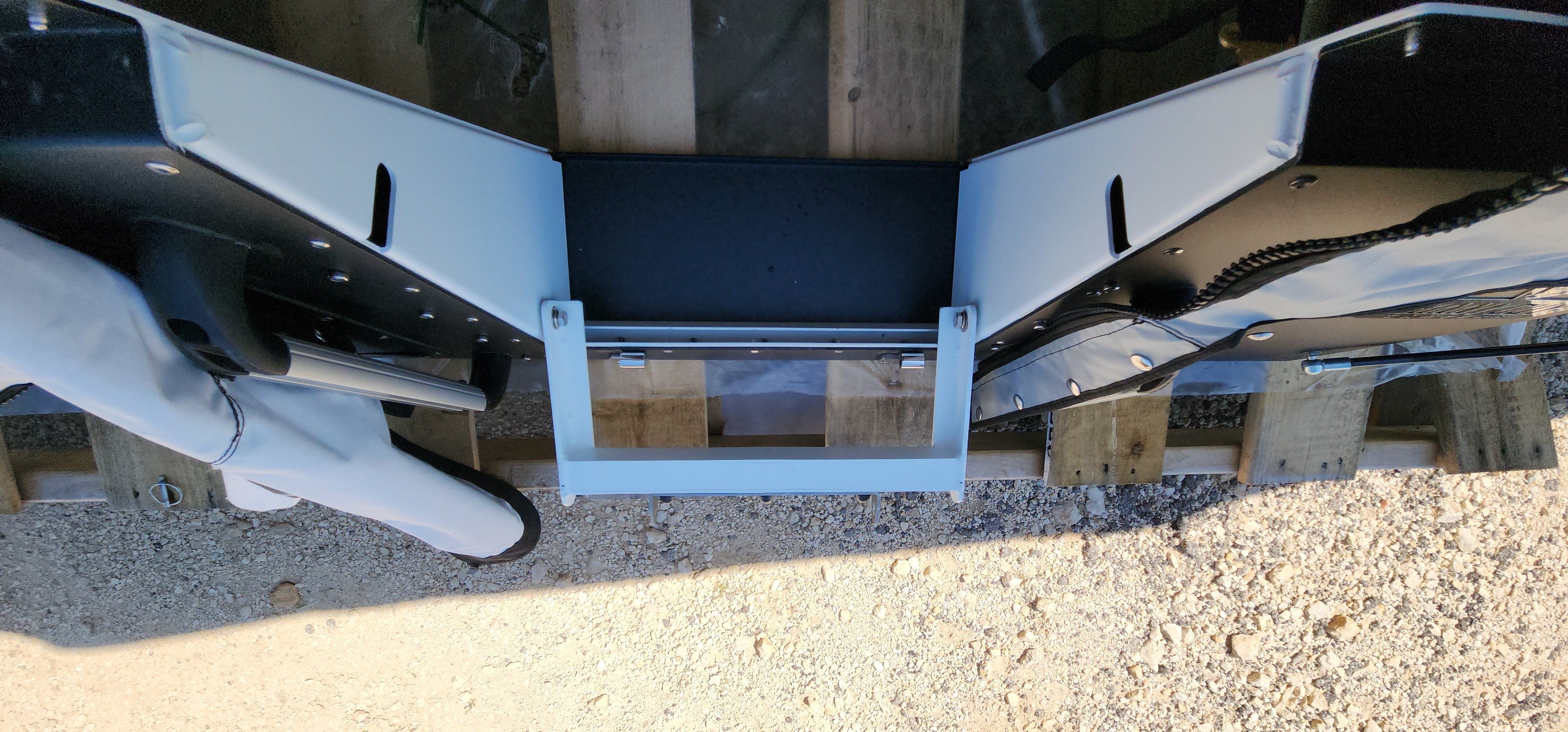 SKINNY GUY CAMPERS BASECAP 5.5