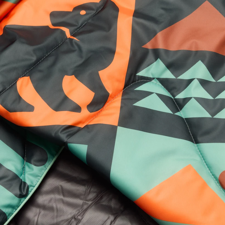 ORIGINAL PUFFY BLANKET - FOREST CABIN