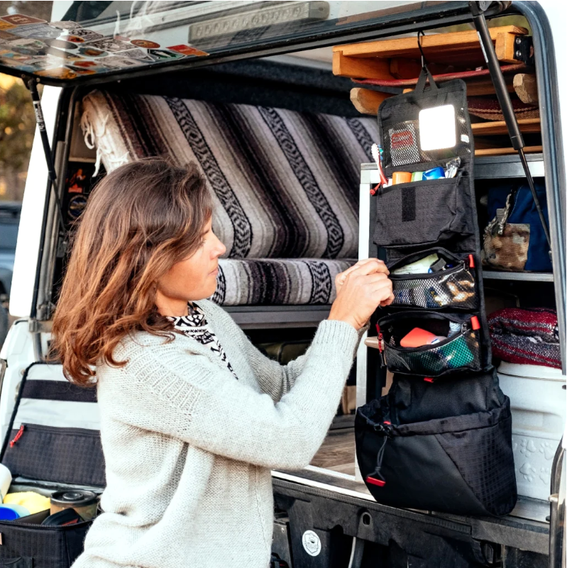 Hedgehog™ Toiletry Roll