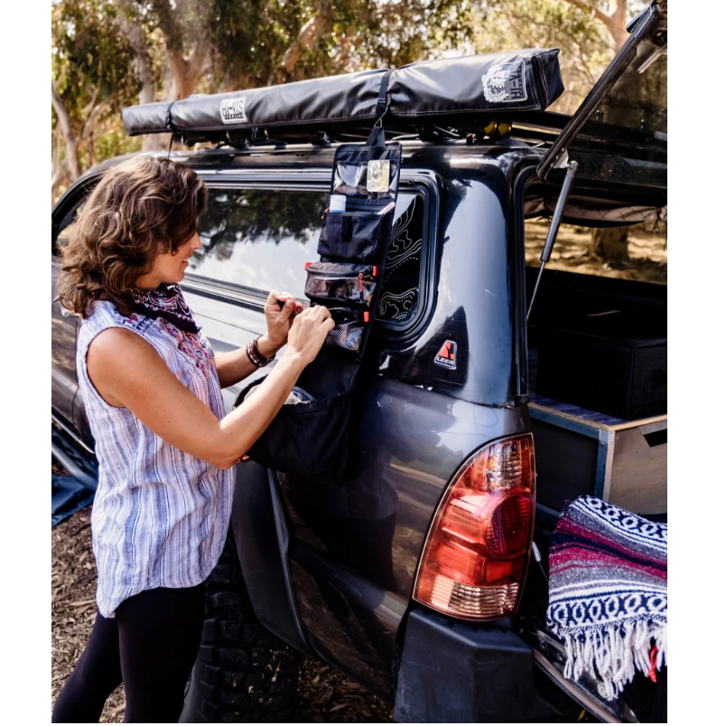 Hedgehog™ Toiletry Roll