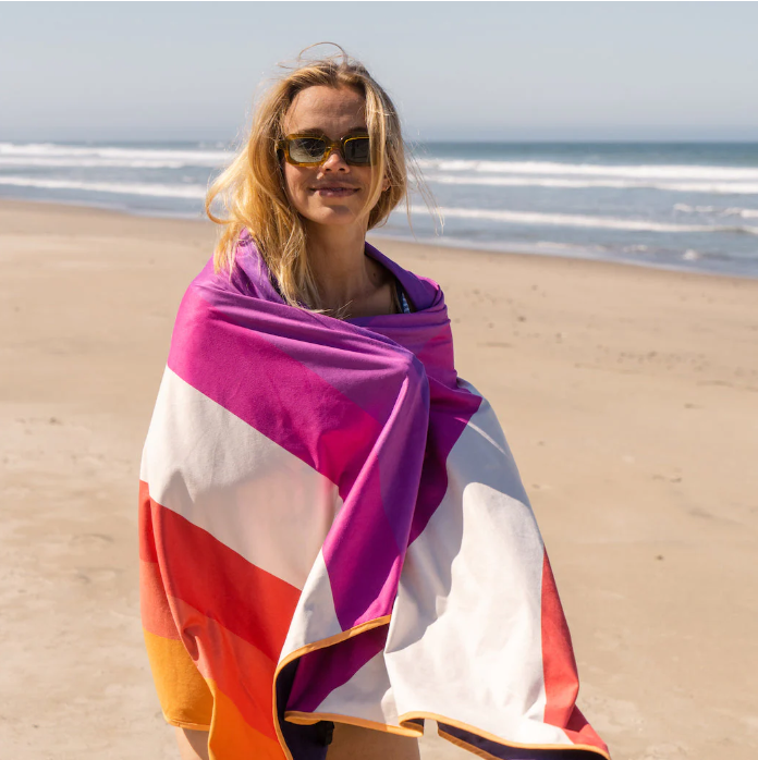 EVERYWHERE TOWEL - VENICE SWELL