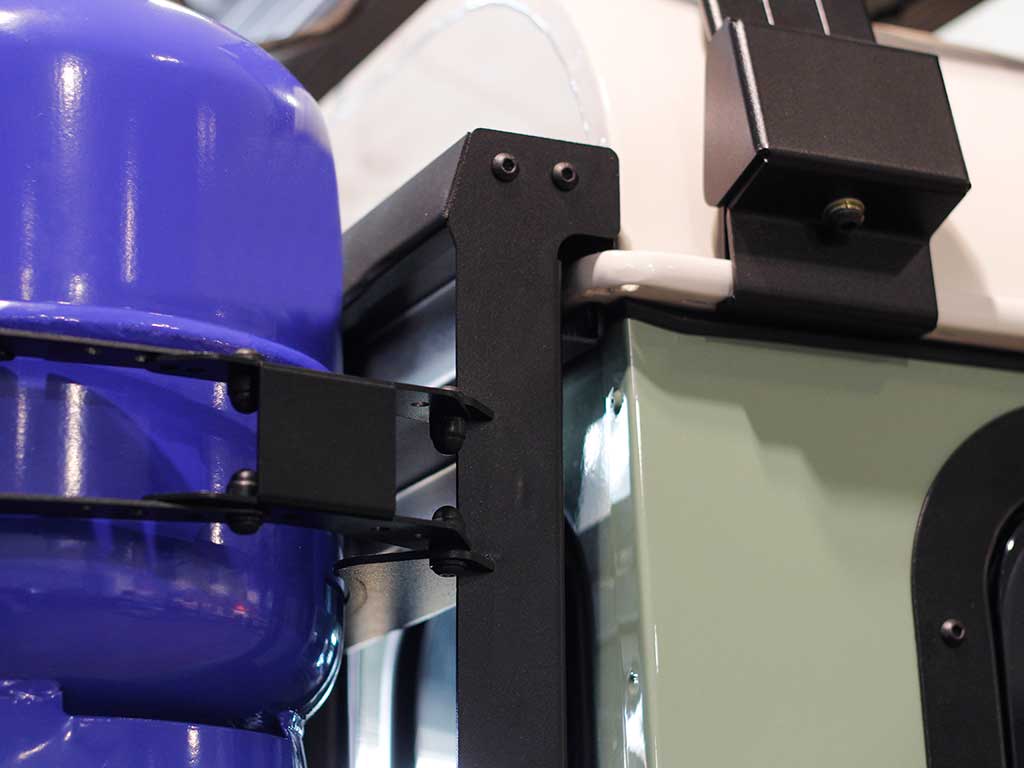 Land Rover Defender 90/110 Single Gas Bottle Bracket-2