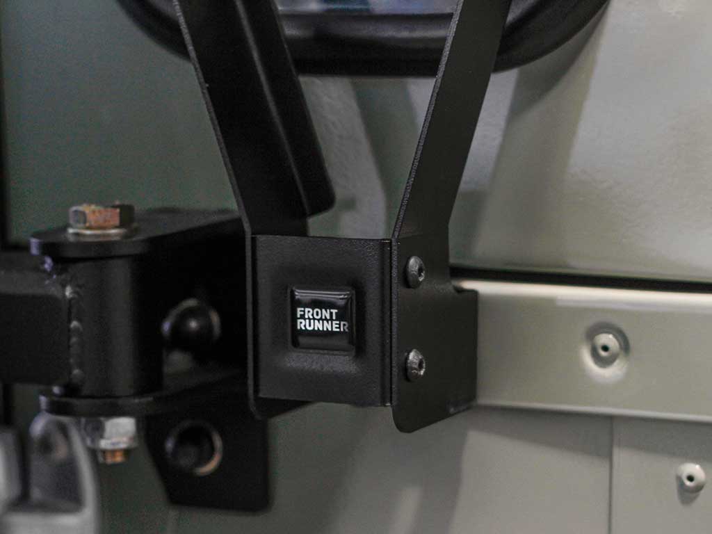 Land Rover Defender 90/110 Single Gas Bottle Bracket-3