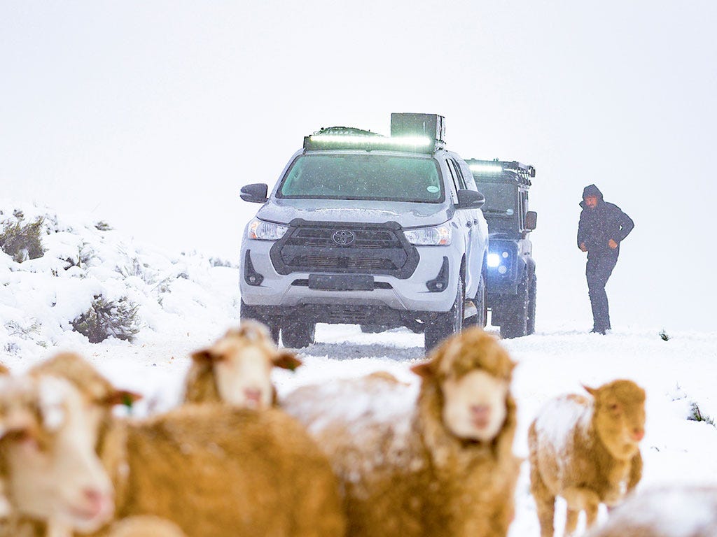 Toyota Hilux DC (2015-2021) Slimsport Roof Rack Kit-14