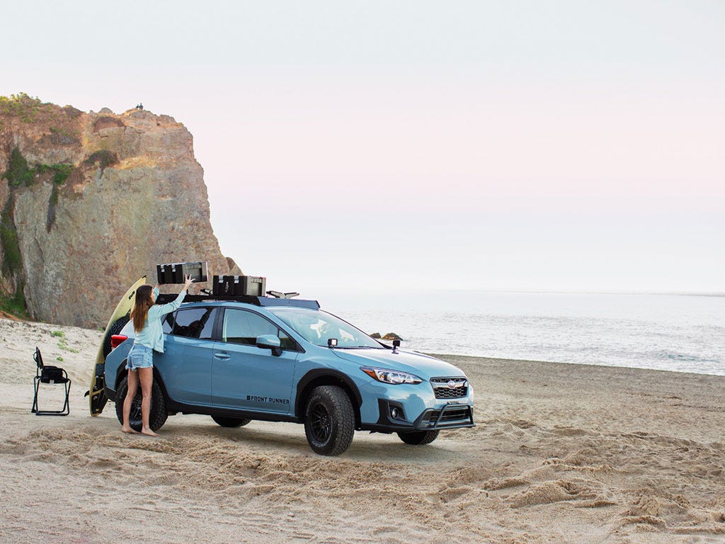 Subaru XV Crosstrek 2nd Gen (GT) (2017-2023) Slimsport Roof Rack Kit-12