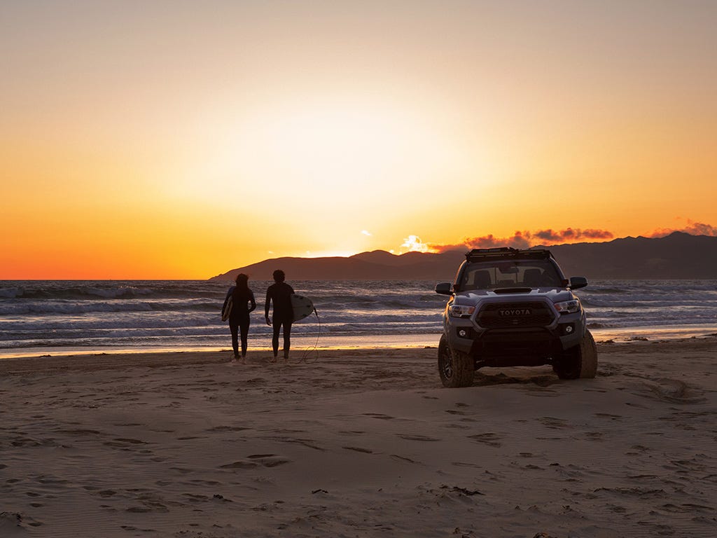 Toyota Tacoma (2005-2023) Slimsport Roof Rack Kit-12