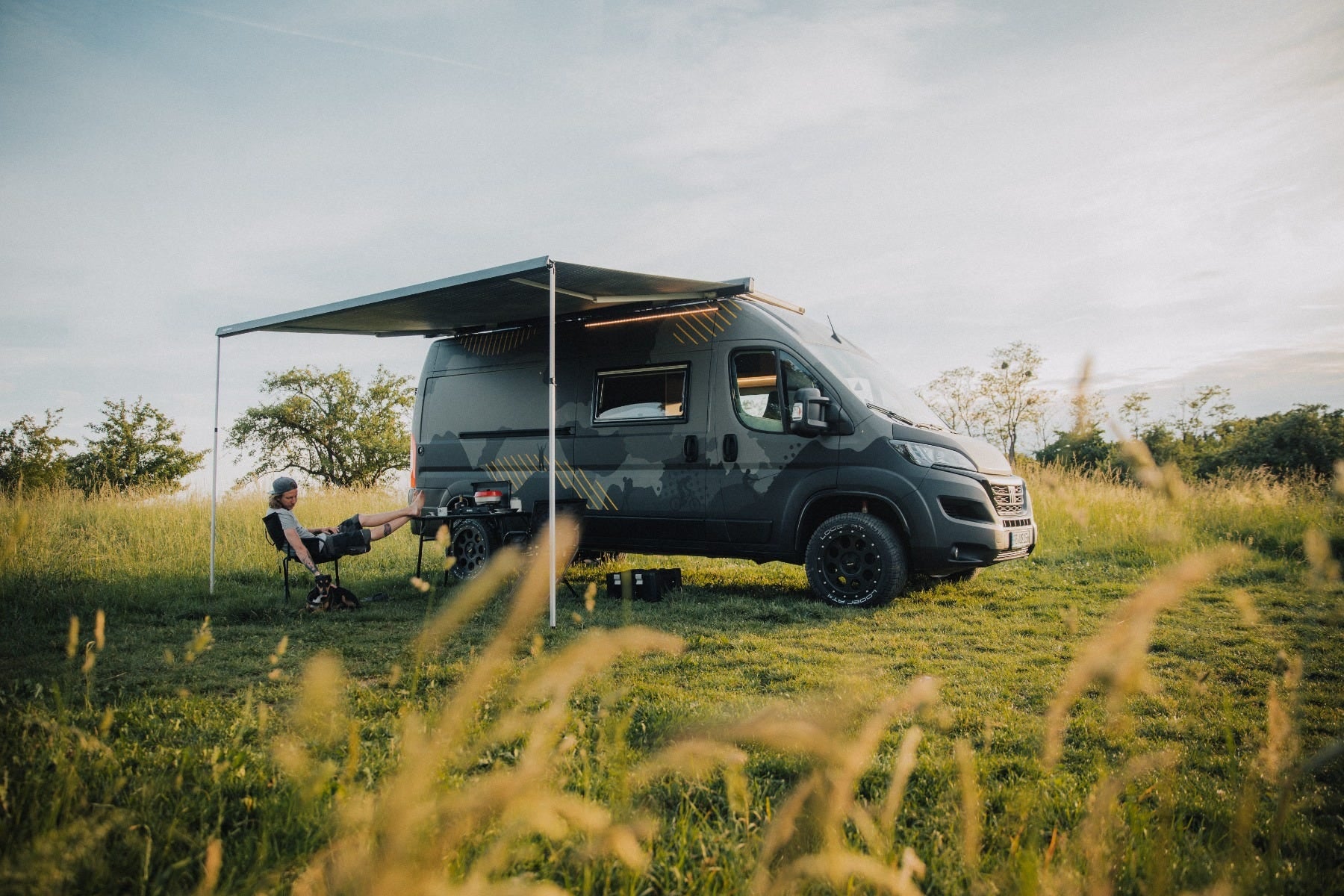 Dometic Perfectwall Awning Mounting Brackets-7