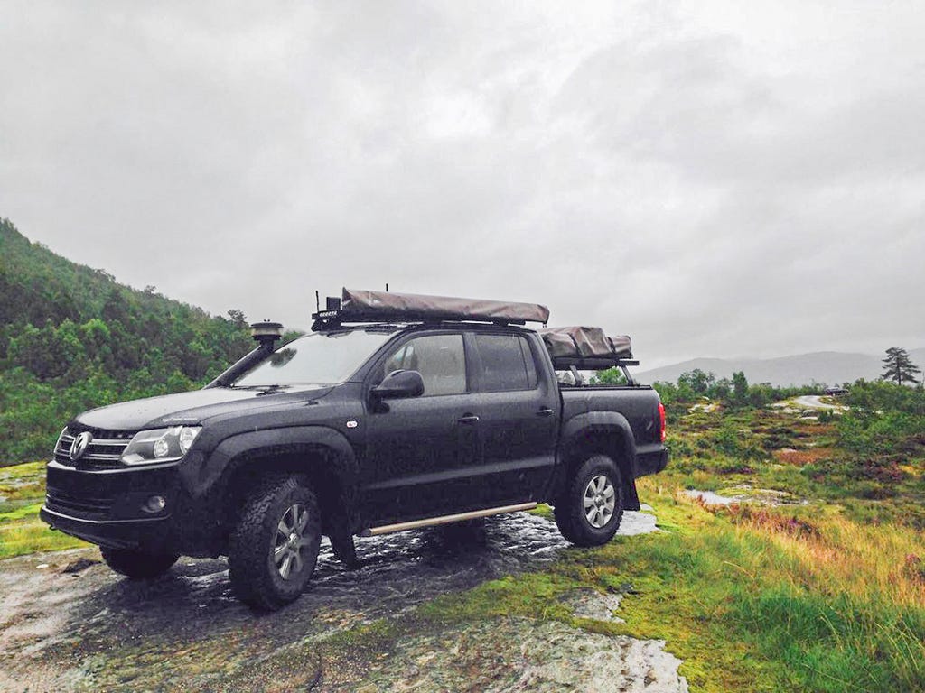 Volkswagen Amarok (2010-2022) Slimline II Roof Rack Kit-7