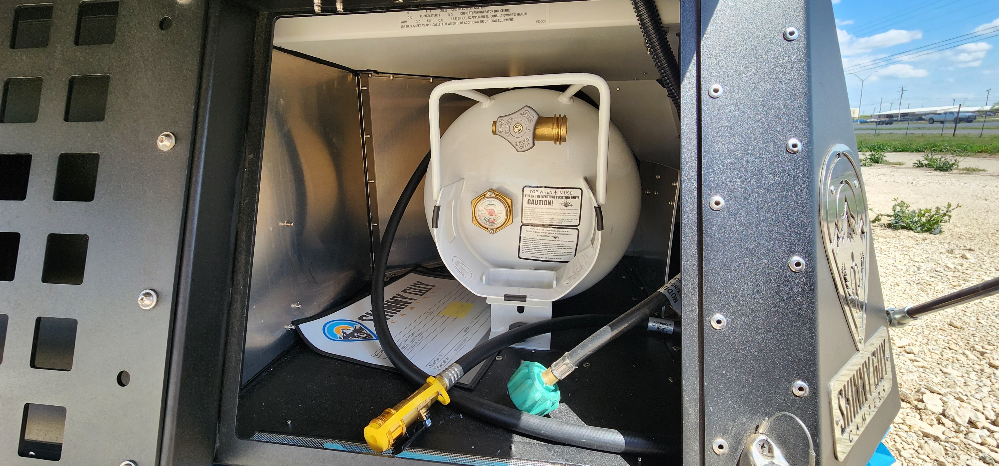 Skinny Guy Kit 'N Kaboodle 6.5' Base