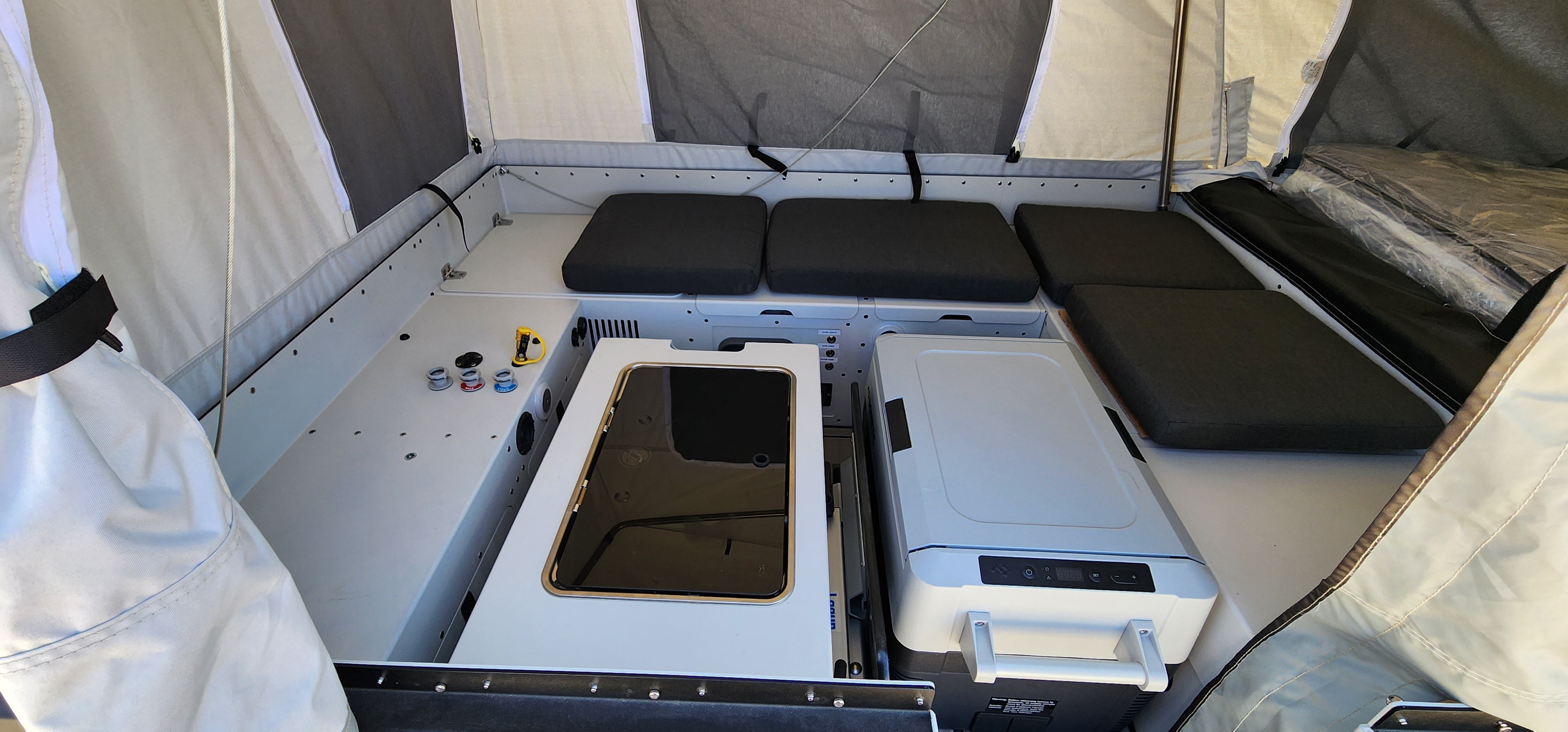 Skinny Guy Kit 'N Kaboodle 6.5' Base