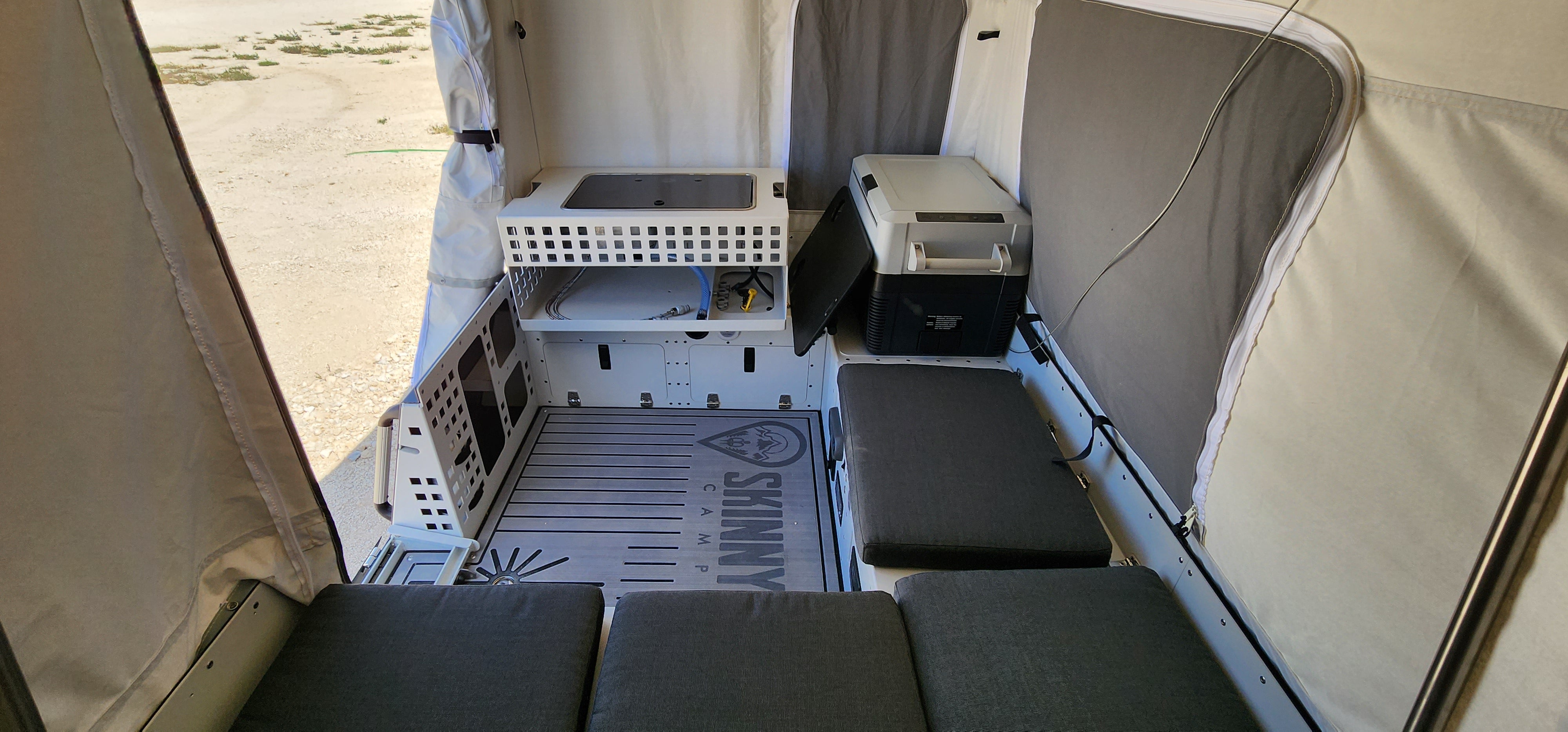 Skinny Guy Kit 'N Kaboodle 6.5' Base