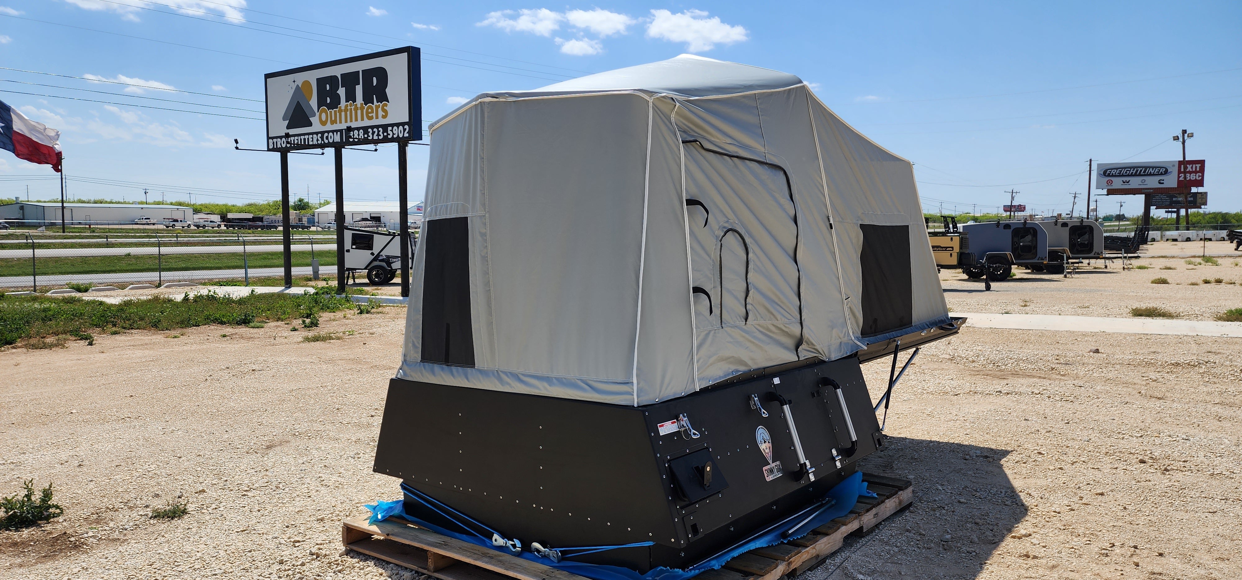 Skinny Guy Kit 'N Kaboodle 6.5' Base