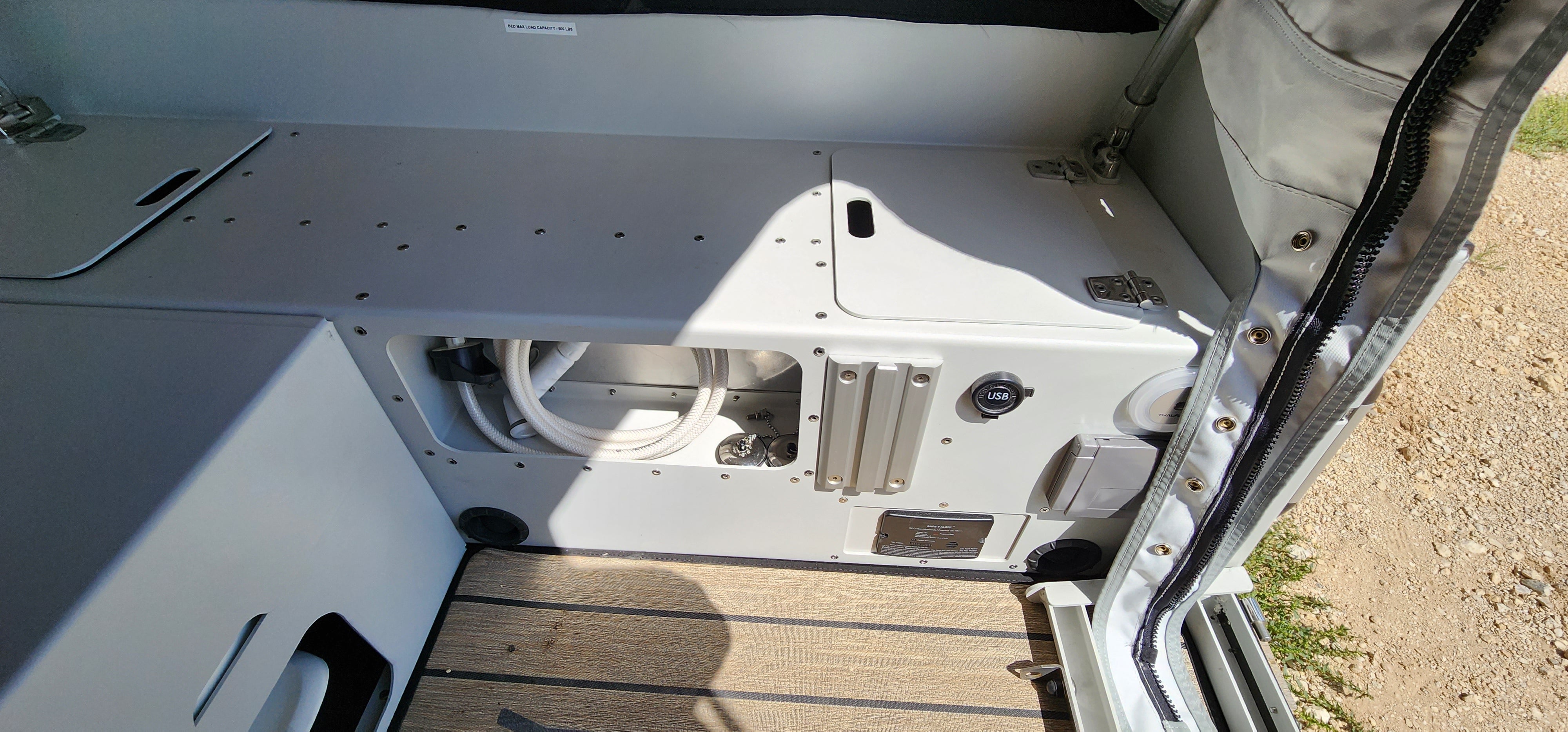 GLR Skinny Guy Kit 'N Kaboodle DEMO