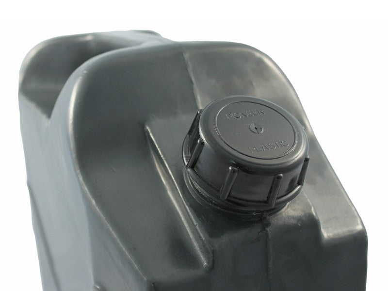 PLASTIC WATER JERRY CAN WITH TAP - BY FRONT RUNNER