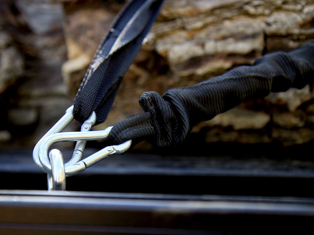 STRATCHITS - BY FRONT RUNNER