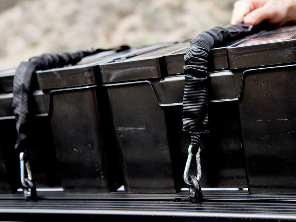 STRATCHITS - BY FRONT RUNNER