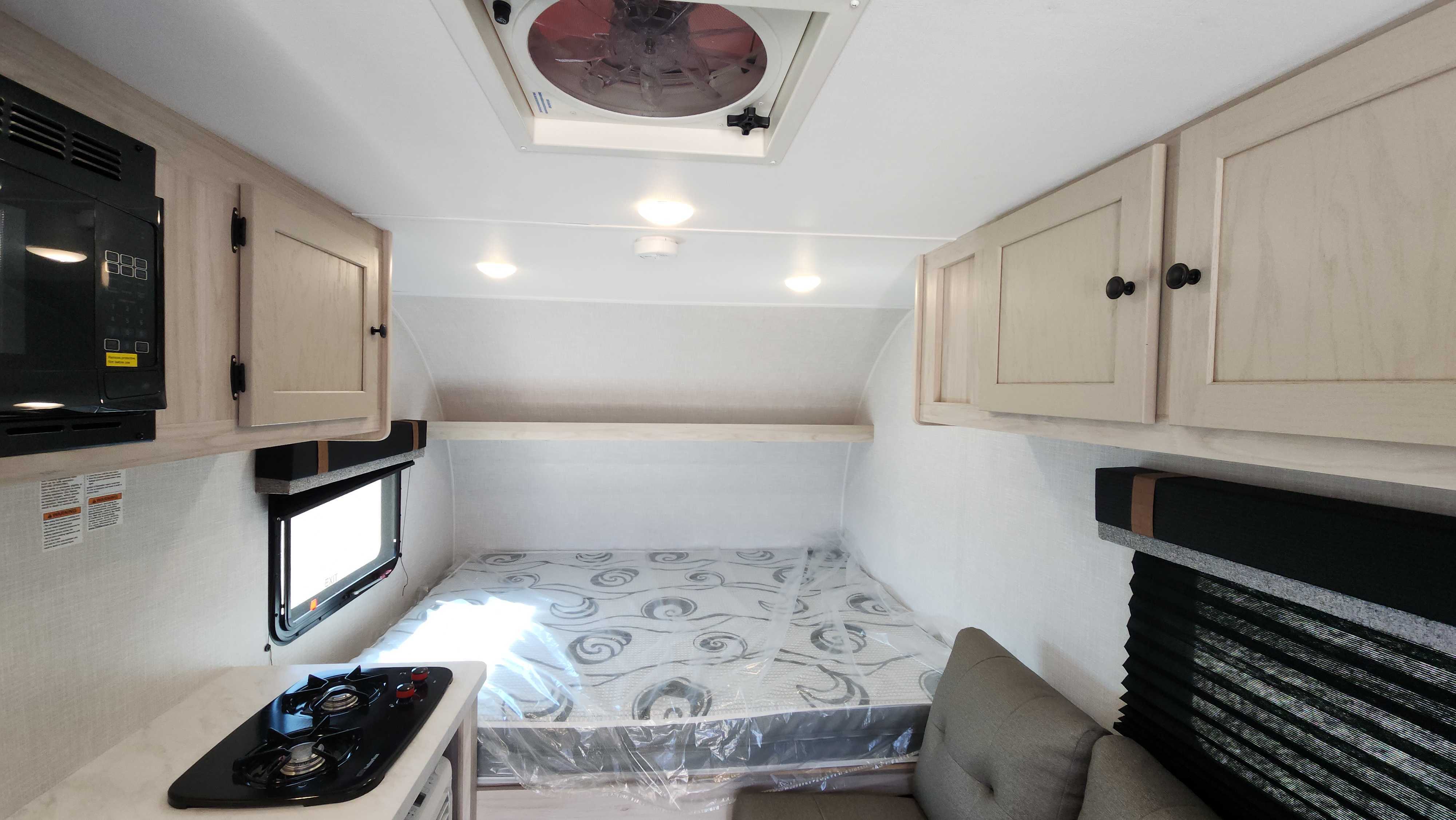 Skinny Guy Armor 15LT Trailer