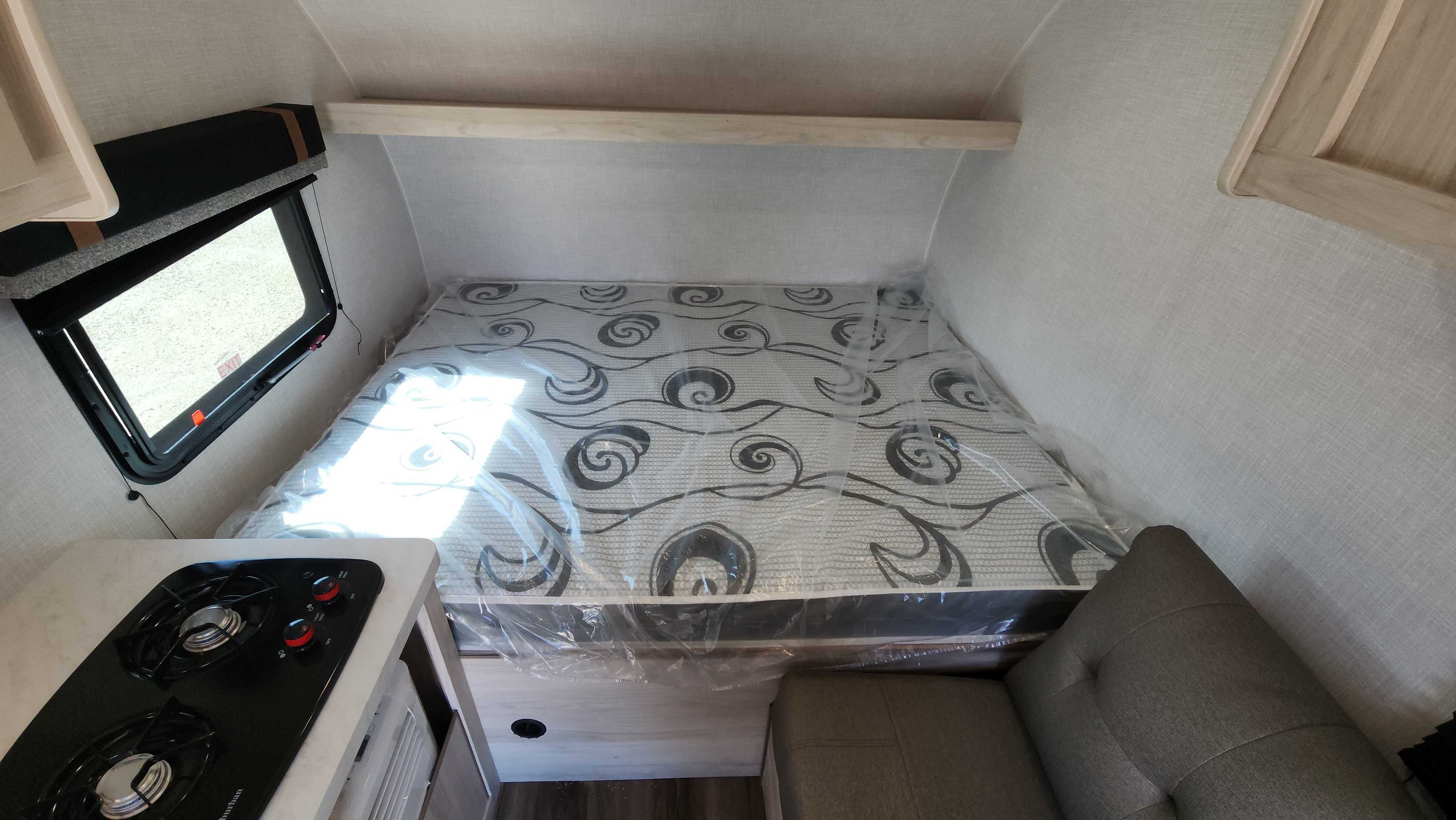 Skinny Guy Armor 15LT Trailer