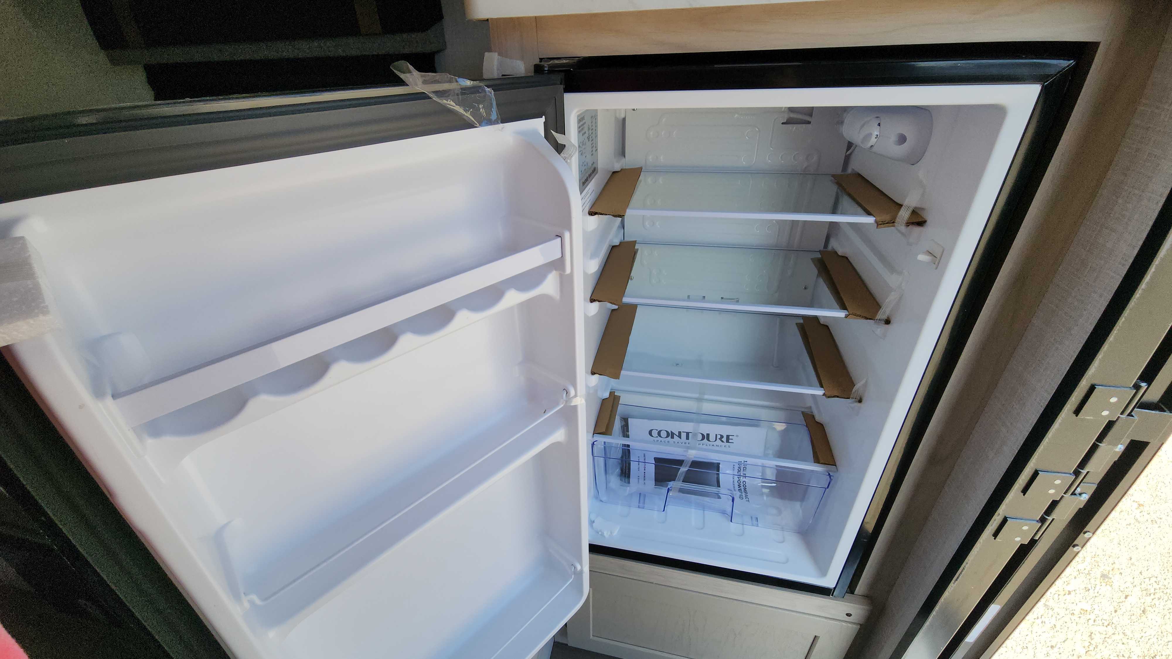 Skinny Guy Armor 15LT Trailer