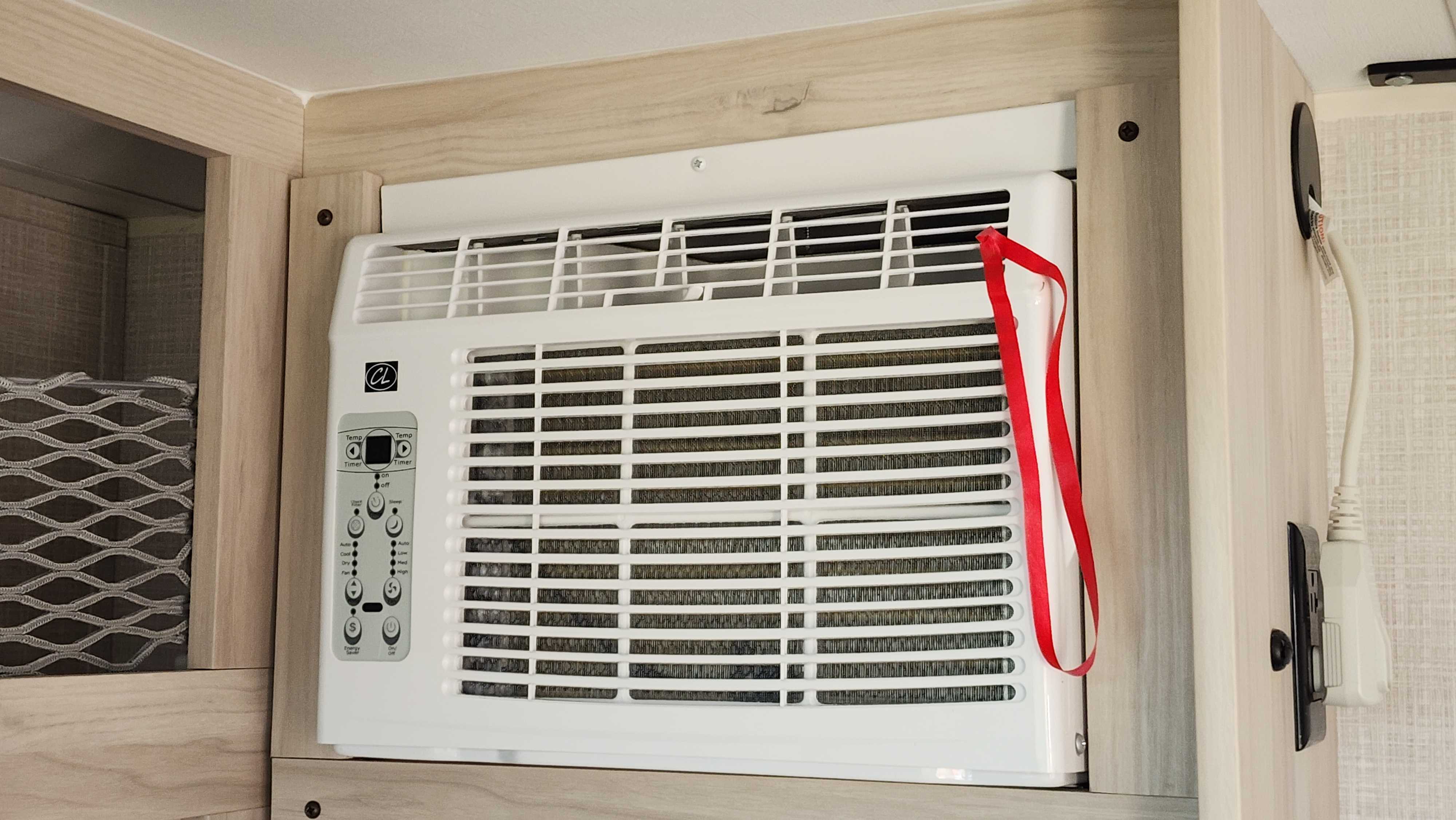 Skinny Guy Armor 12LT Trailer