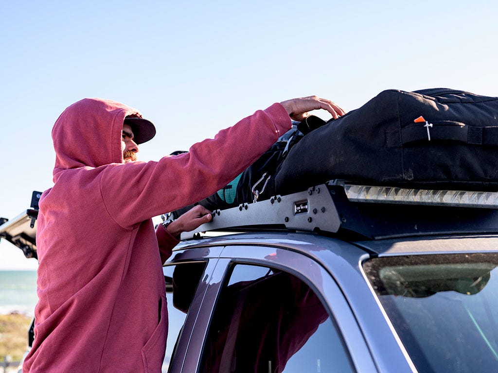 Toyota Hilux DC (2015-2021) Slimsport Roof Rack Kit-12